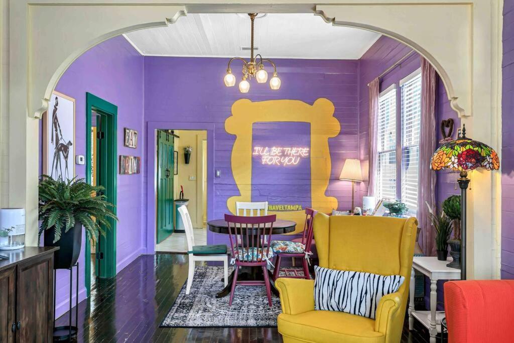 Friends Airbnb Themed 2Bed 2Bath Walkable To All Of Ybor Tampa Zewnętrze zdjęcie