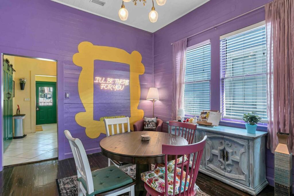 Friends Airbnb Themed 2Bed 2Bath Walkable To All Of Ybor Tampa Zewnętrze zdjęcie